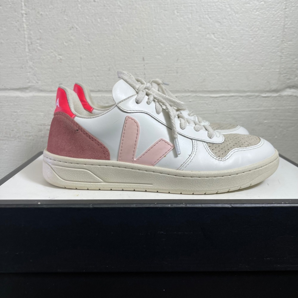 Veja V-10 White Pink Suede Leather Trainers Low Top Sneakers Women's 6 US/4 UK